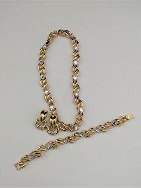 Vintage Gold Plated  Link Necklace/Earring And Bracelet Set with Clear Stones